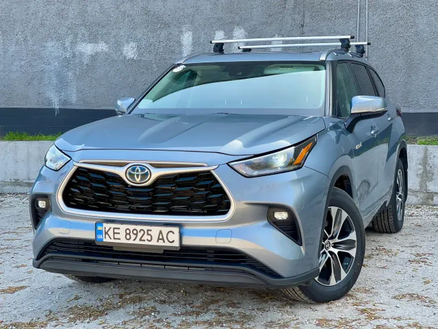 Toyota Highlander - фото 2