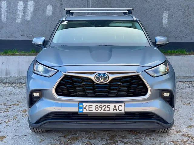 Toyota Highlander - фото 3