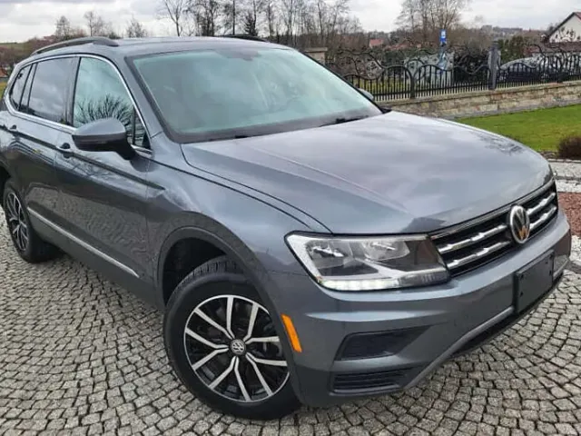 Volkswagen Tiguan - фото 3
