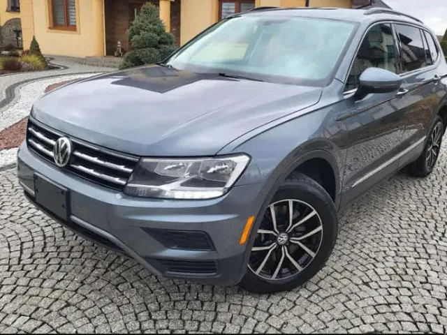 Volkswagen Tiguan - фото 2