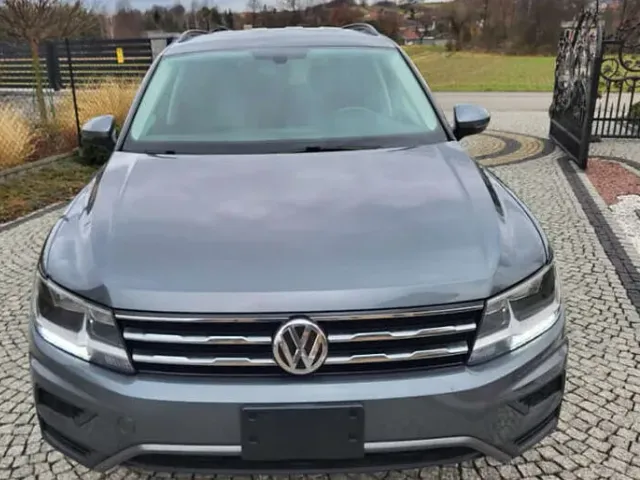 Volkswagen Tiguan - фото 1