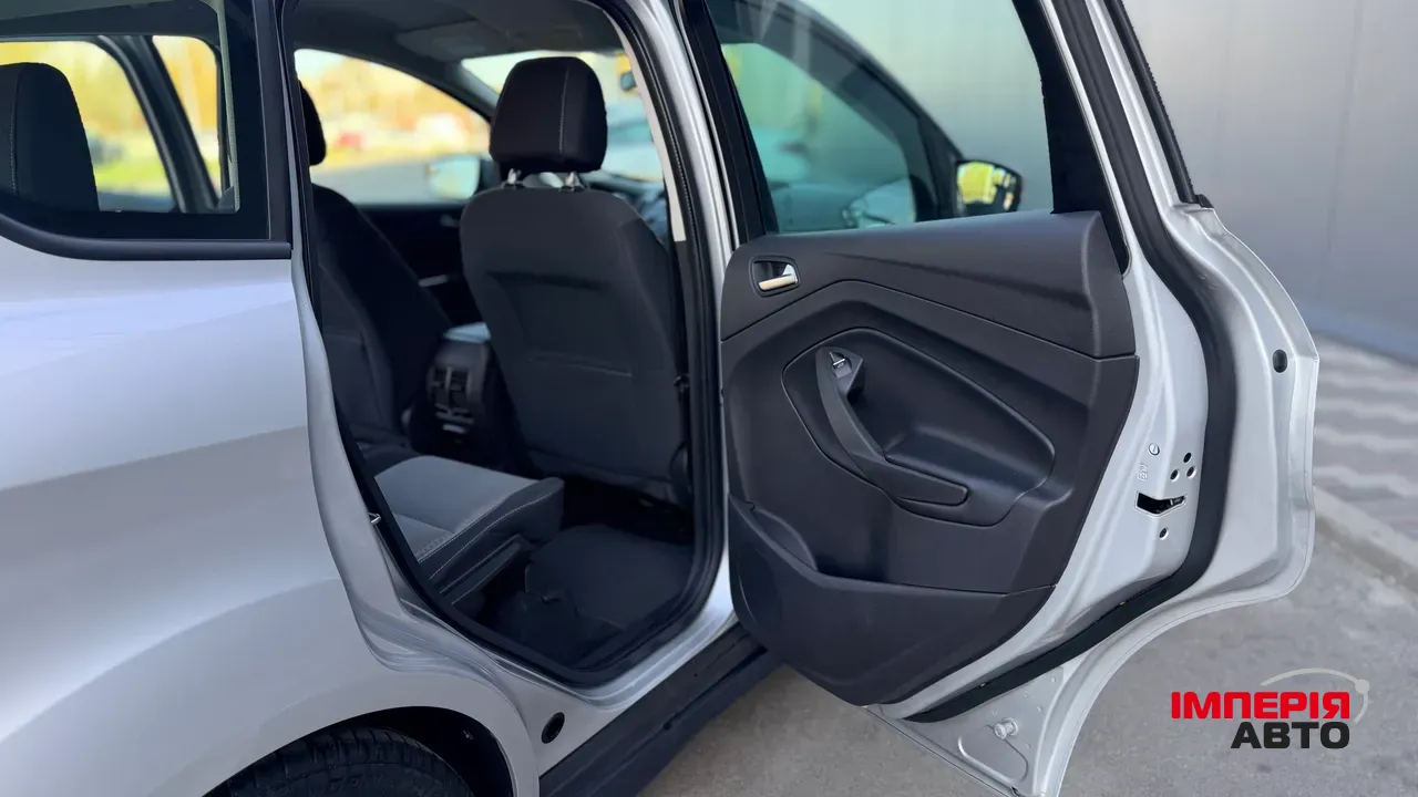 Ford C-MAX - фото 38