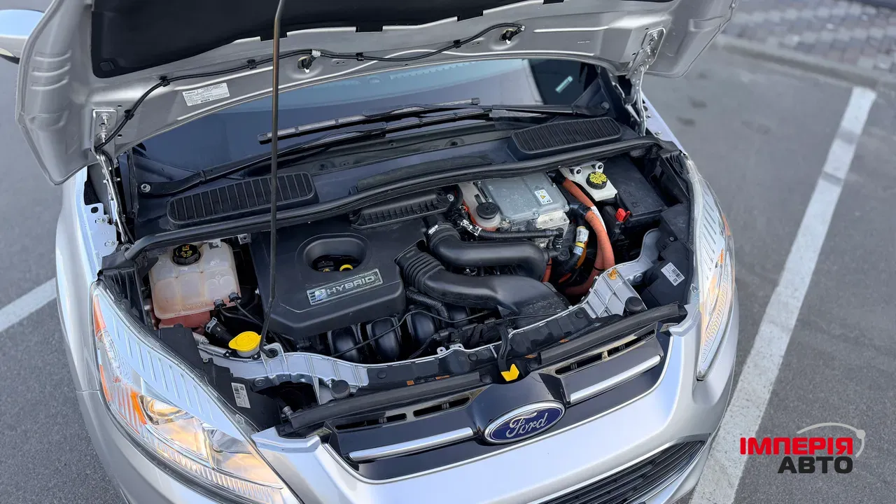 Ford C-MAX - фото 11