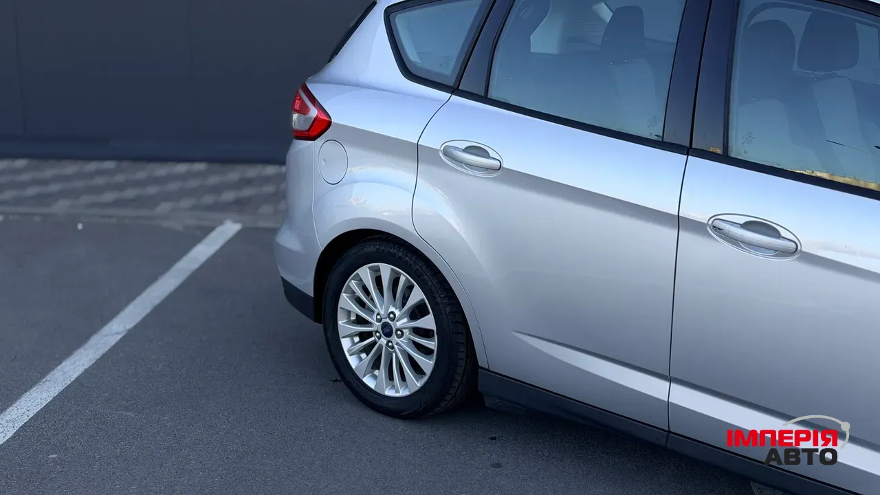 Ford C-MAX - фото 7