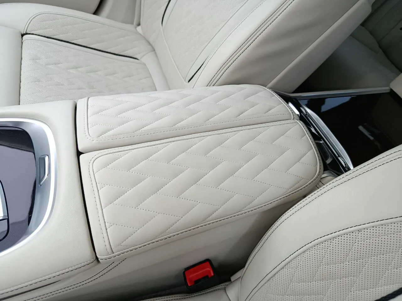 BMW 7 серії - фото 24