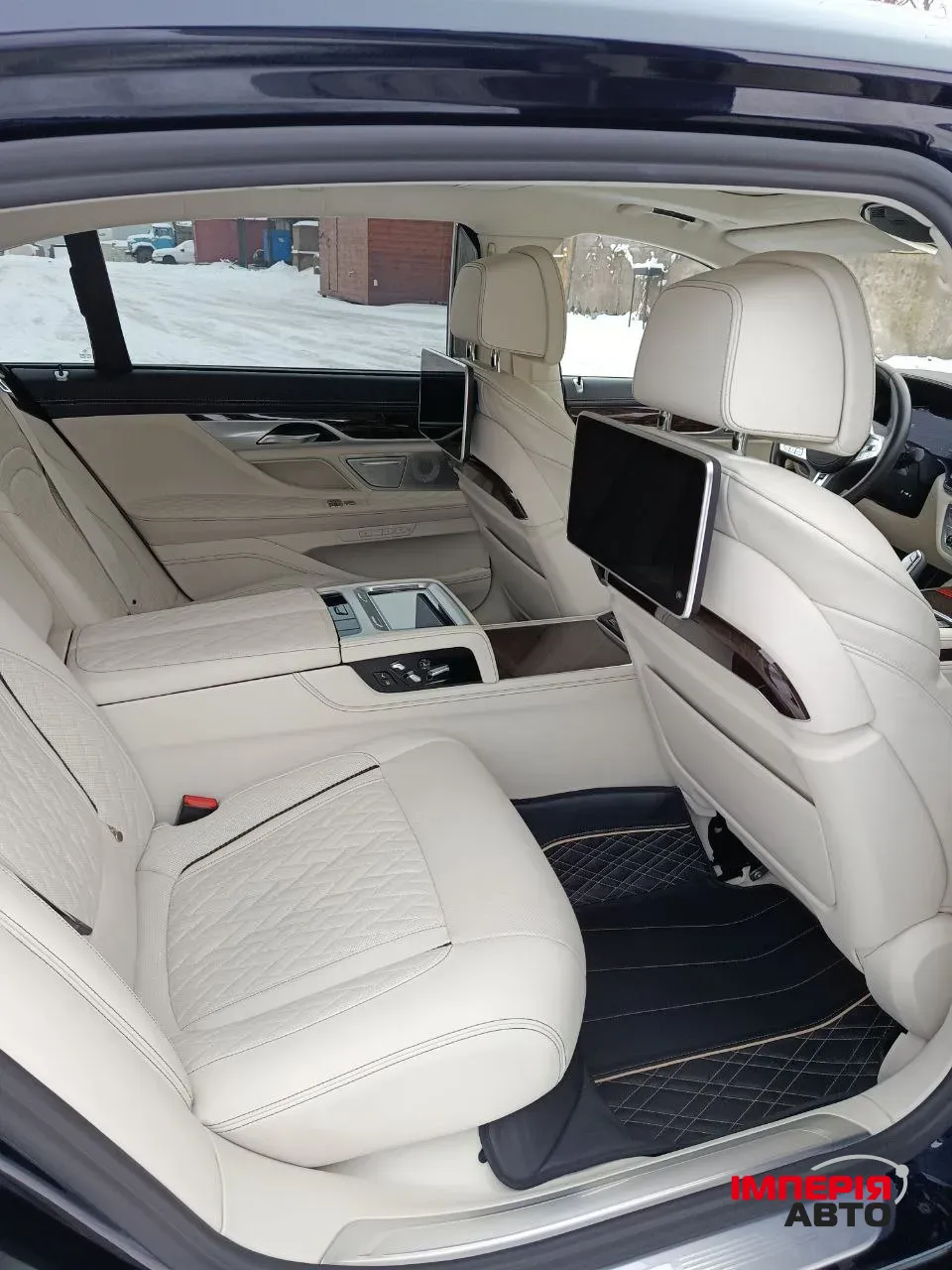 BMW 7 серії - фото 35