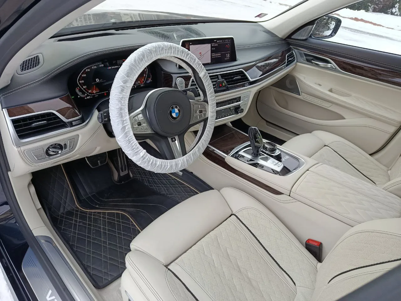 BMW 7 серії - фото 3