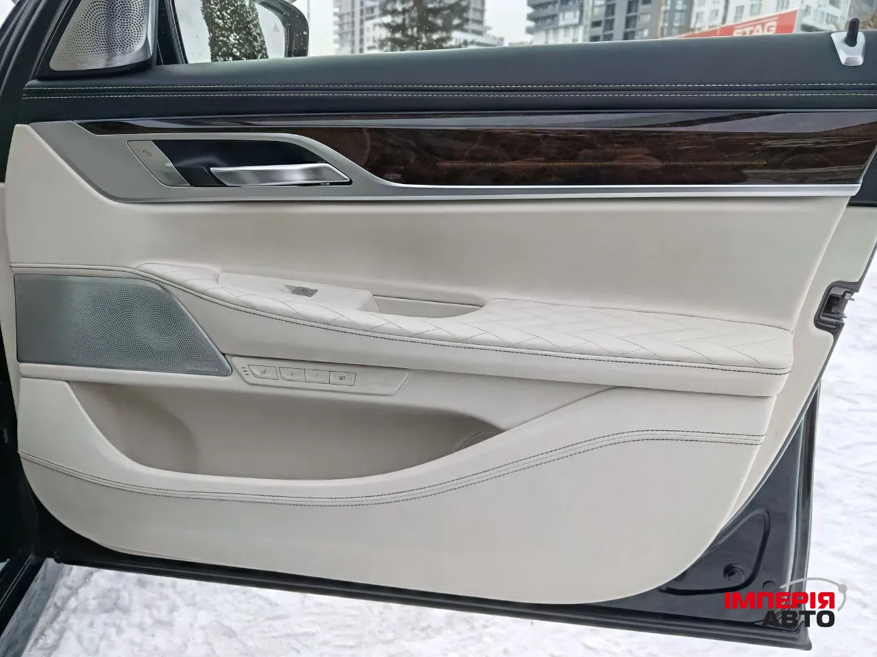 BMW 7 серії - фото 42