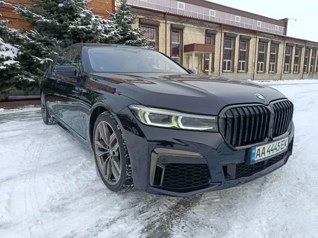 BMW 7 серії - фото 1