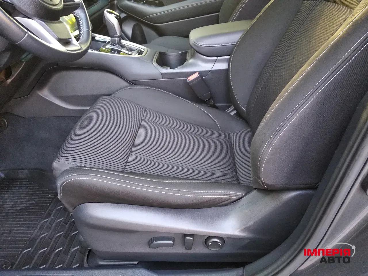 Subaru Legacy - фото 16