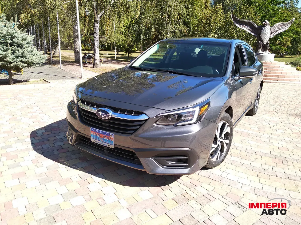 Subaru Legacy - фото 1