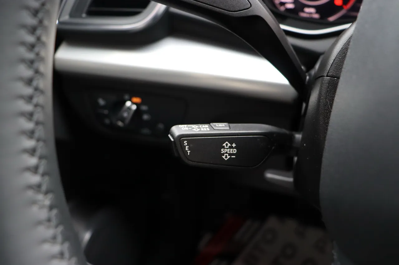 Audi Q5 - фото 24