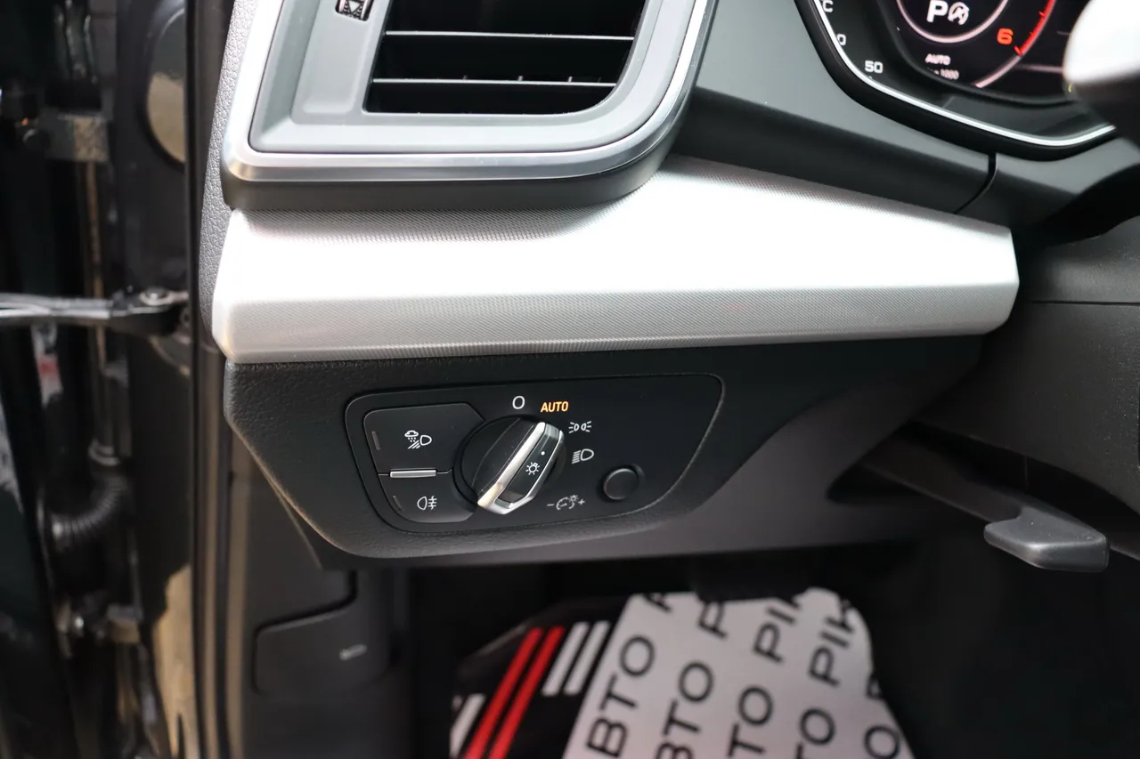 Audi Q5 - фото 18