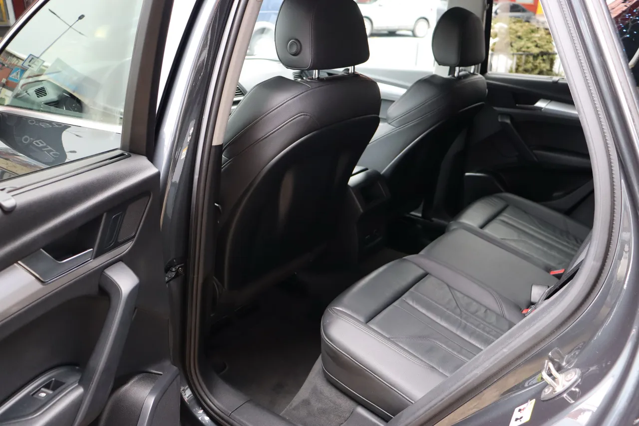 Audi Q5 - фото 36