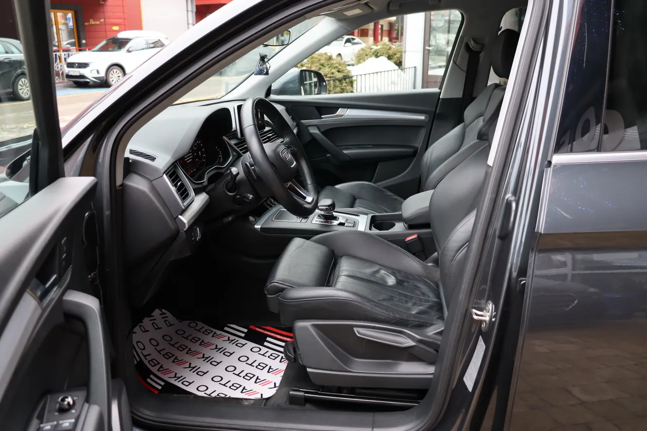 Audi Q5 - фото 16