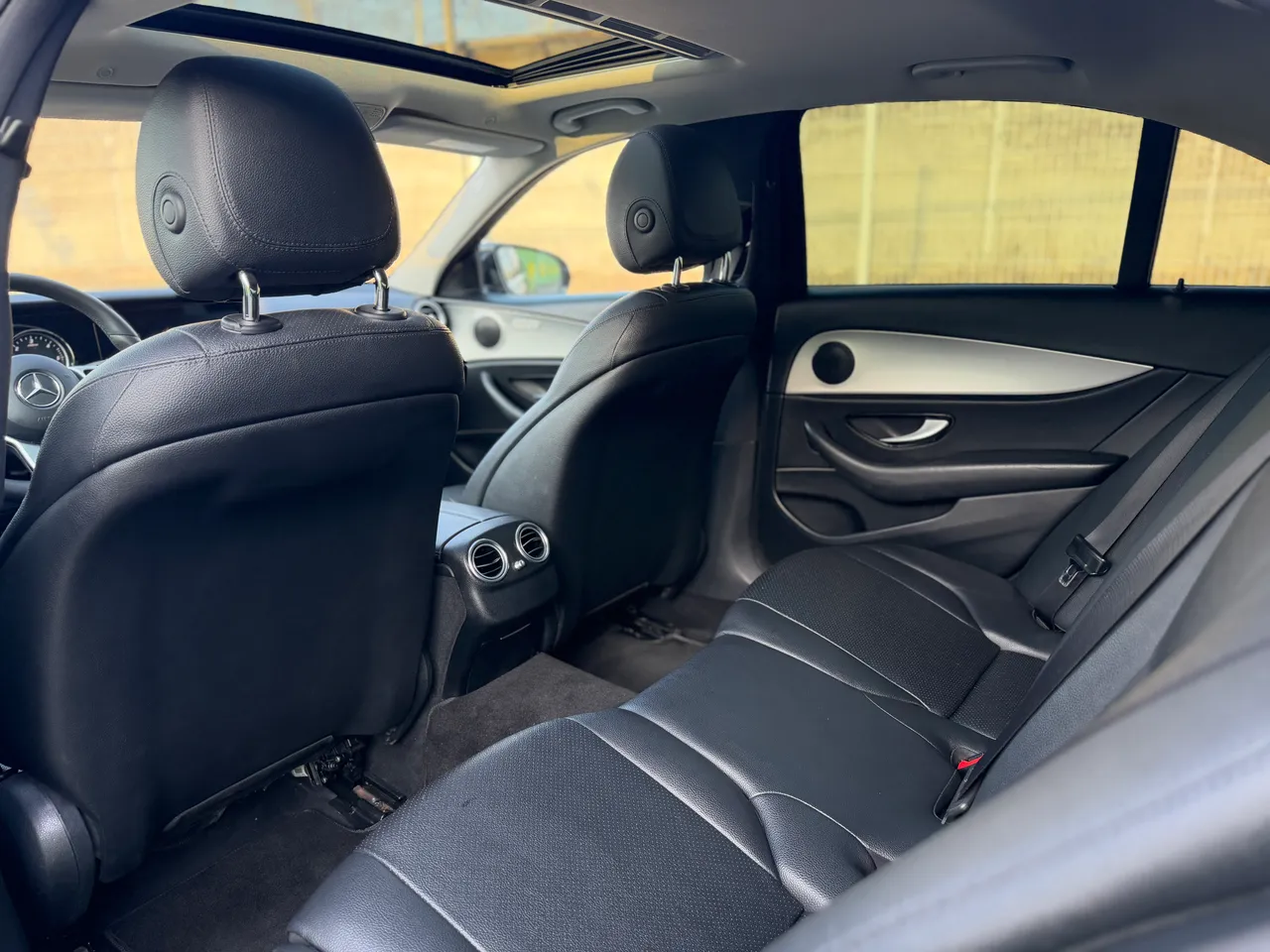 Mercedes-Benz E-Класс - фото 17