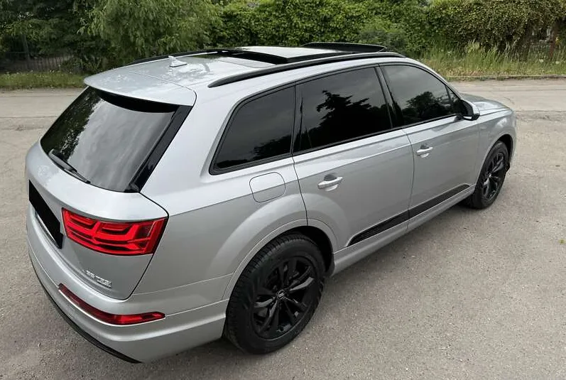Audi Q7 - фото 4