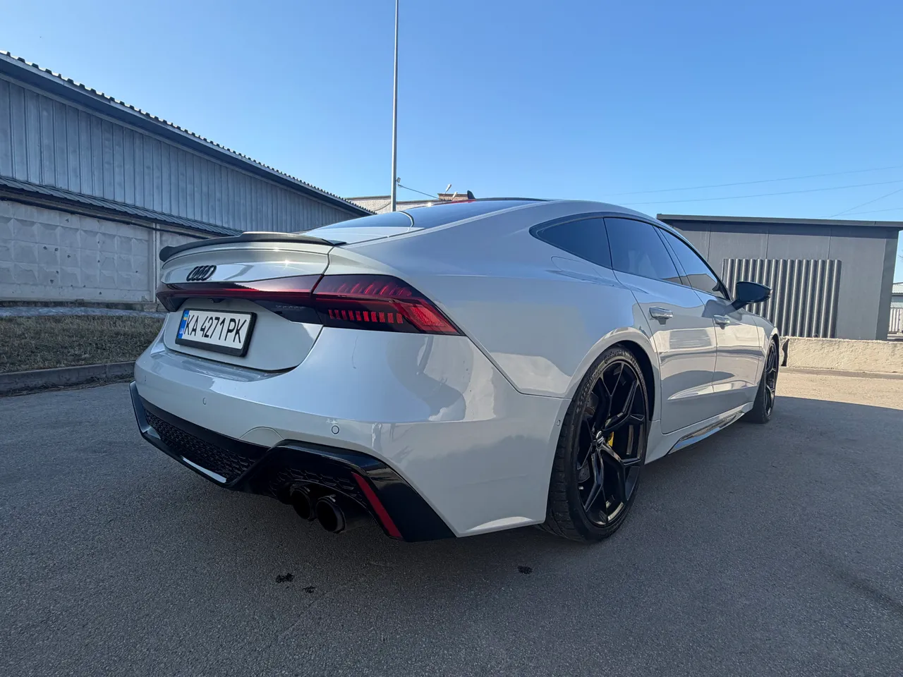 Audi A7 - фото 12