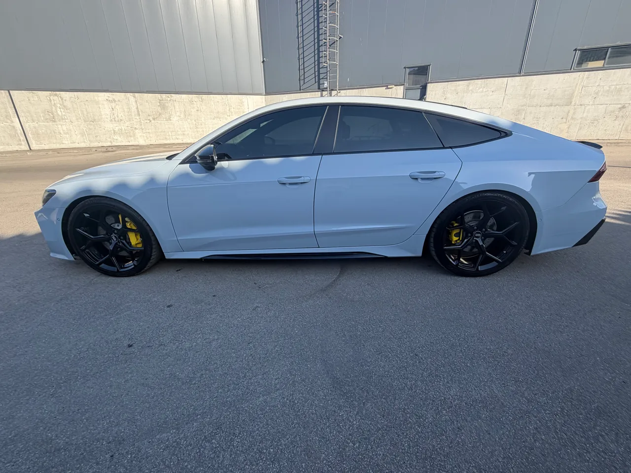 Audi A7 - фото 7