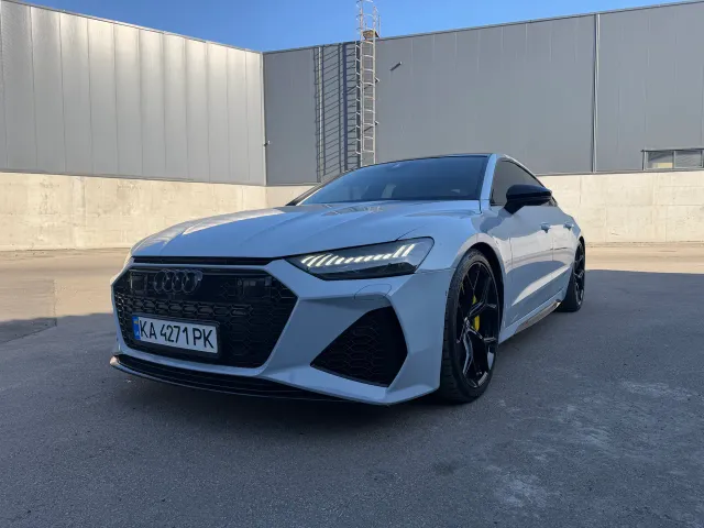 Audi A7 - фото 1