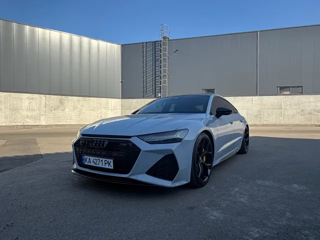 Audi A7 - фото 4