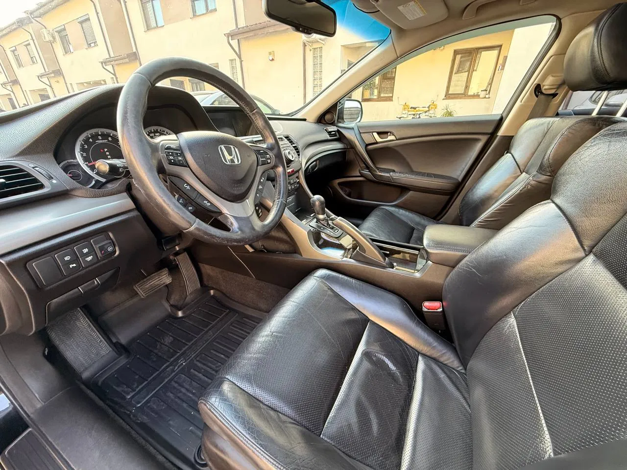 Honda Accord - фото 10