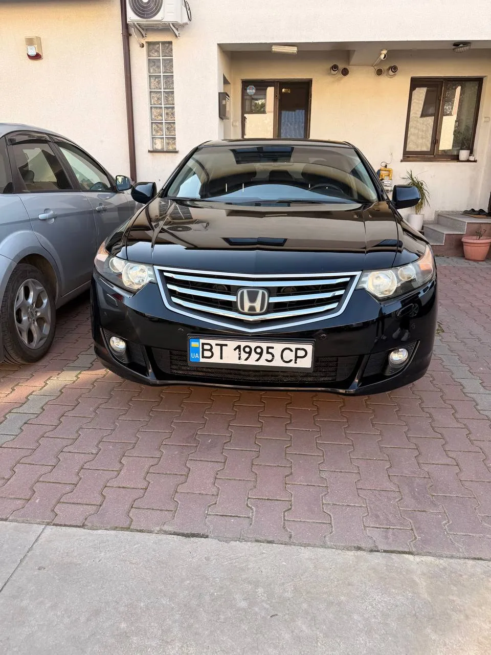 Honda Accord - фото 1