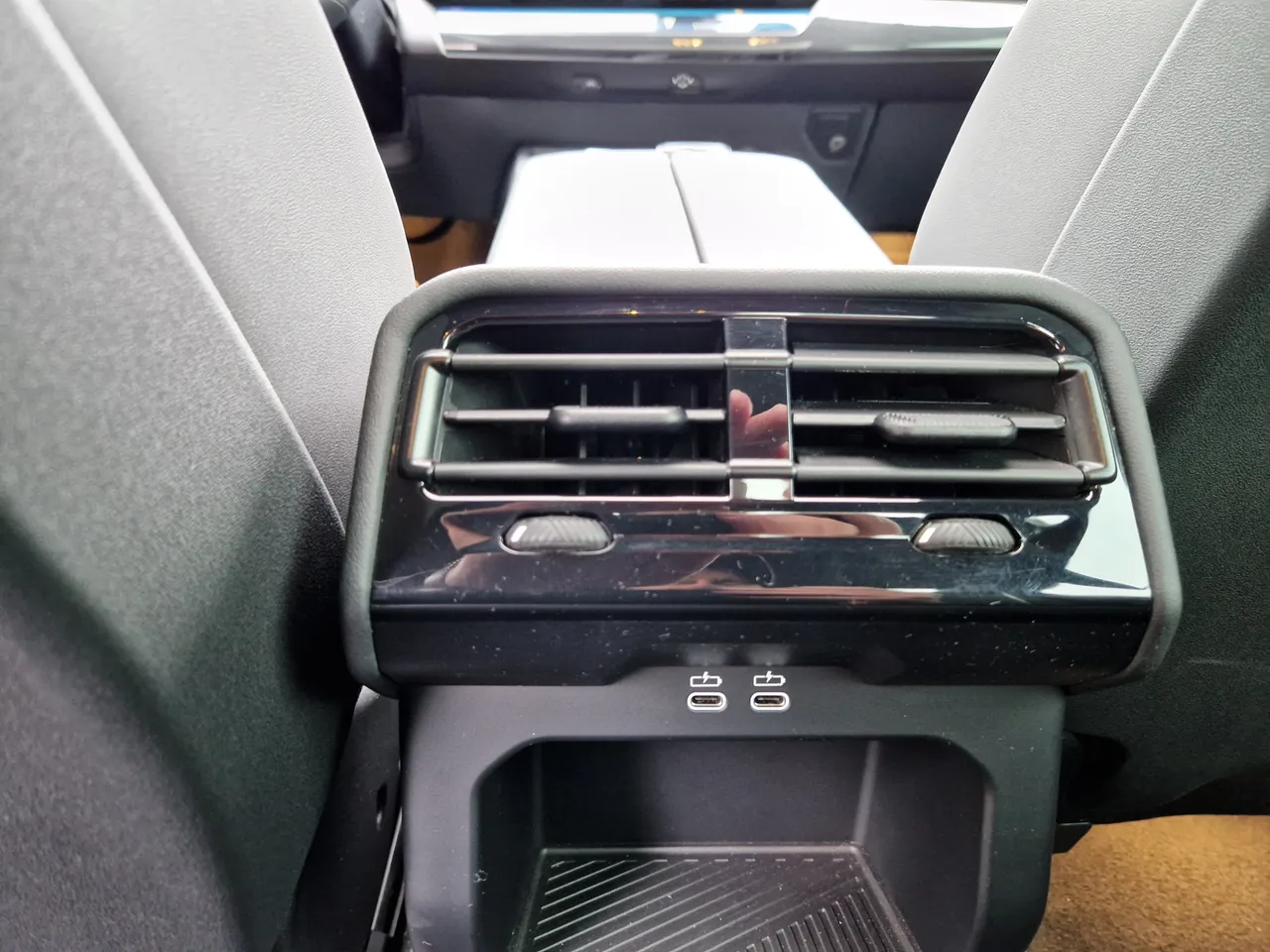 BMW i5 - фото 37