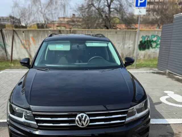 Volkswagen Tiguan R - фото 2