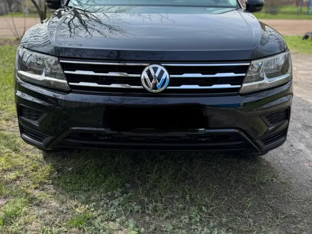 Volkswagen Tiguan R - фото 1