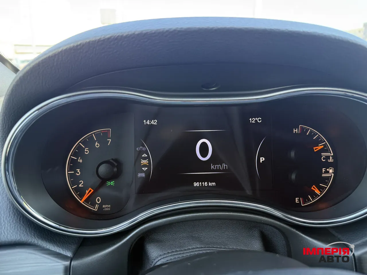 Jeep Grand Cherokee - фото 7