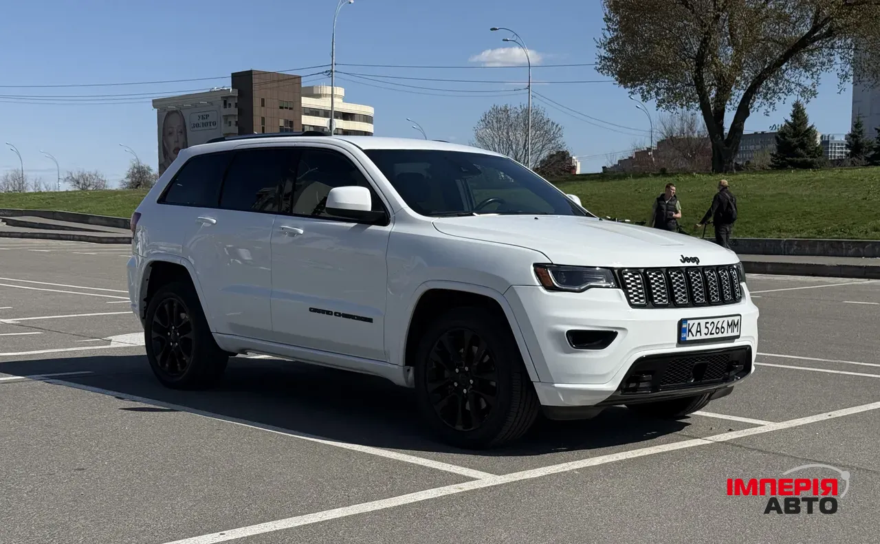 Jeep Grand Cherokee - фото 39