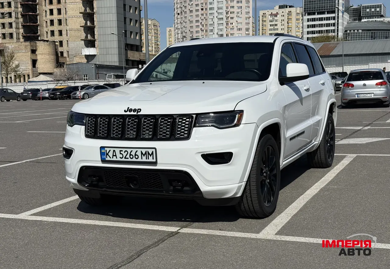 Jeep Grand Cherokee - фото 27