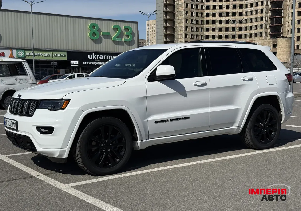 Jeep Grand Cherokee - фото 29