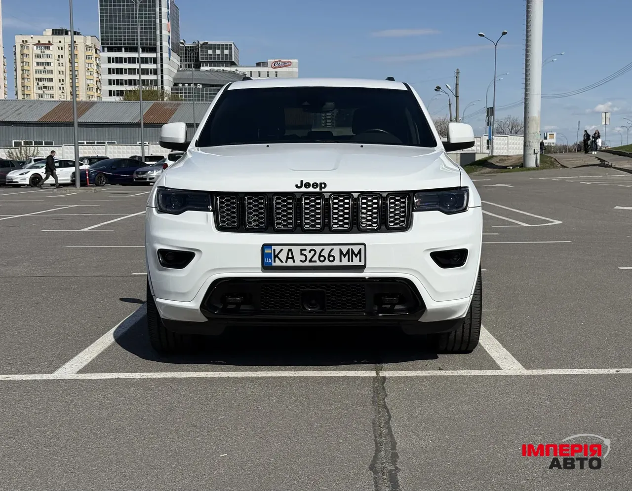 Jeep Grand Cherokee - фото 2