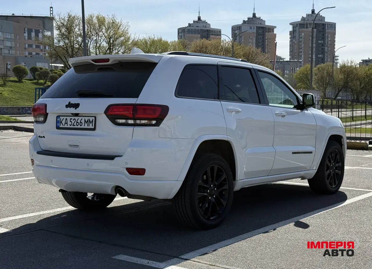 Jeep Grand Cherokee - фото 35