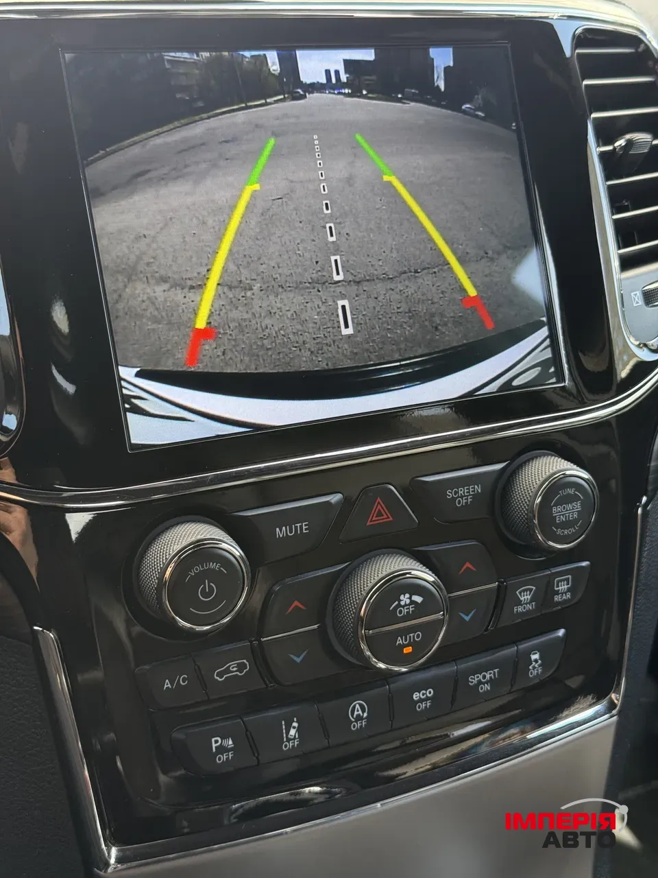 Jeep Grand Cherokee - фото 22