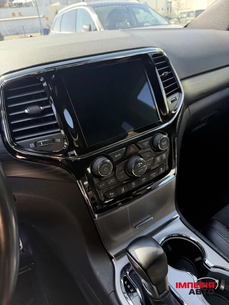 Jeep Grand Cherokee - фото 20