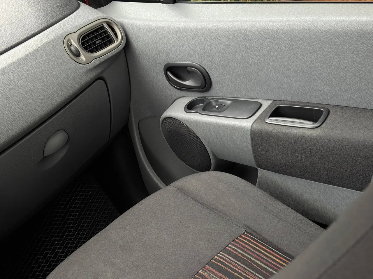 Renault Modus - фото 28