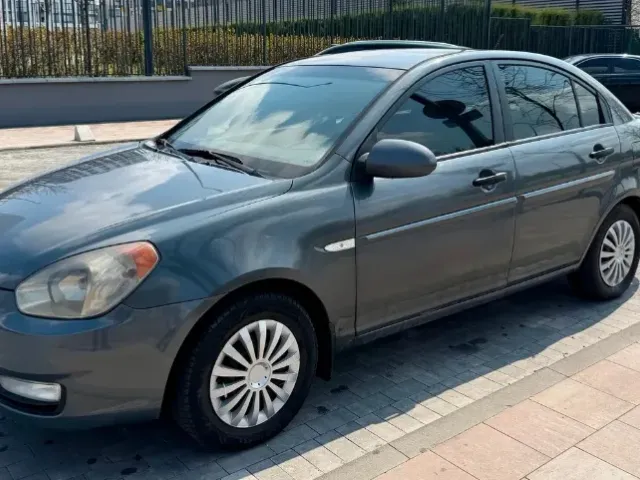Hyundai Accent - фото 1