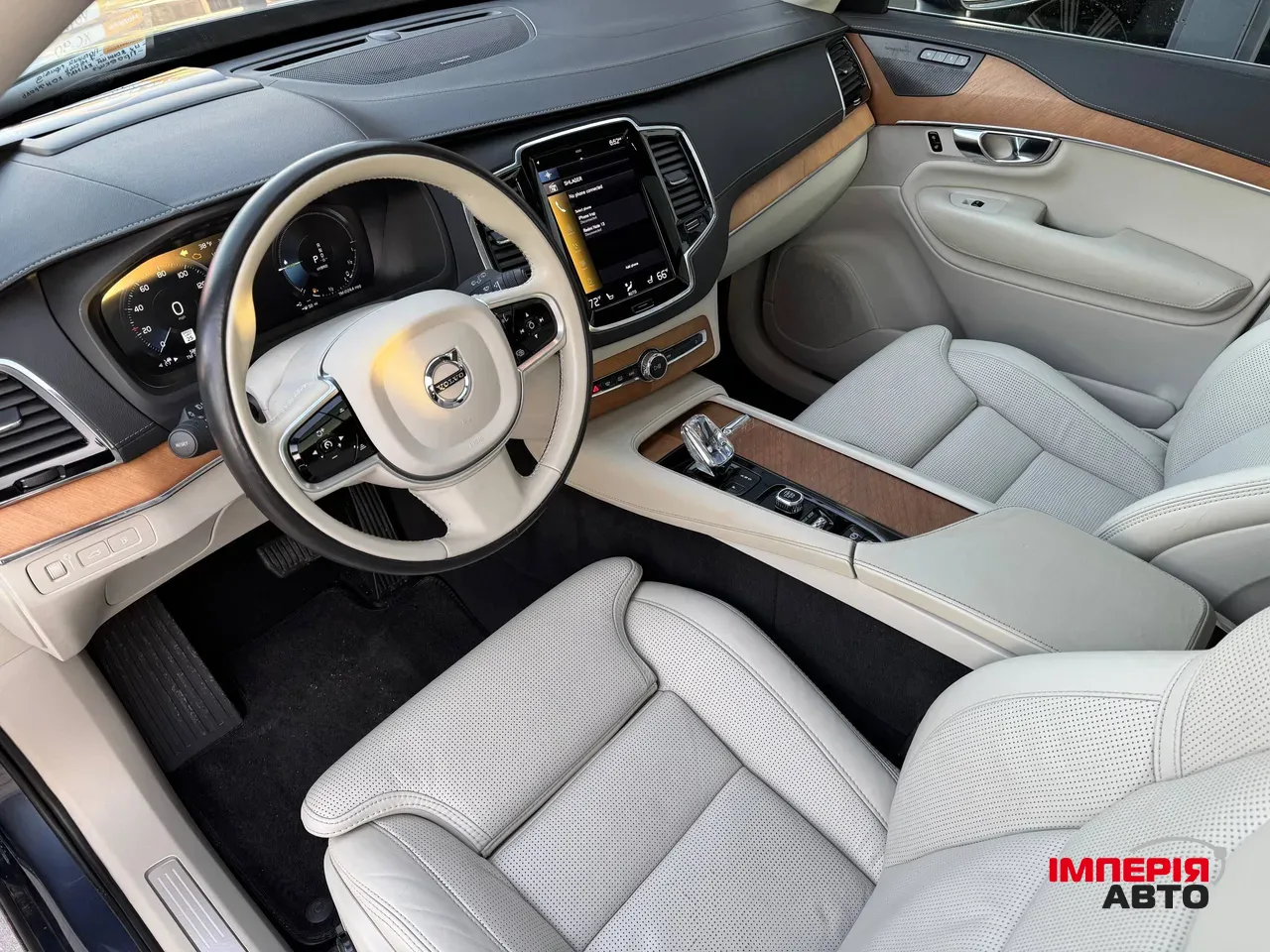 Volvo XC90 - фото 43