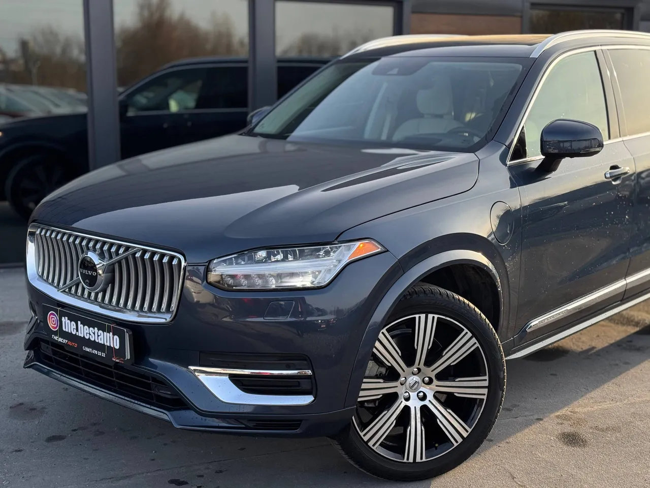 Volvo XC90 - фото 3