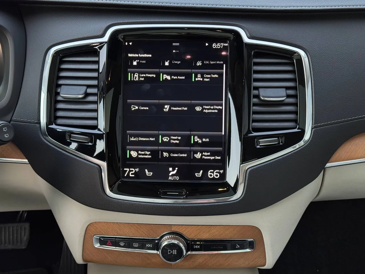 Volvo XC90 - фото 66