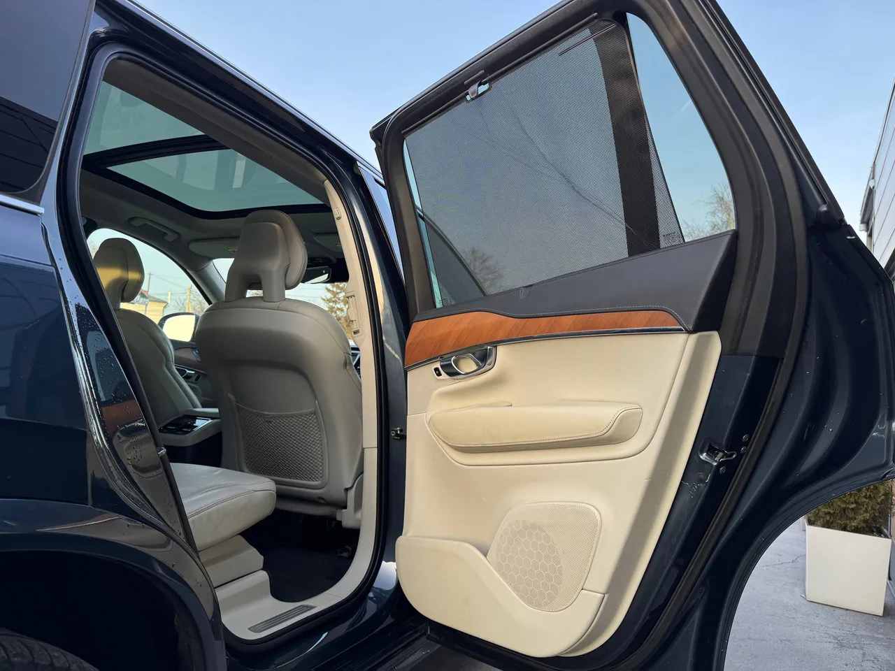 Volvo XC90 - фото 70