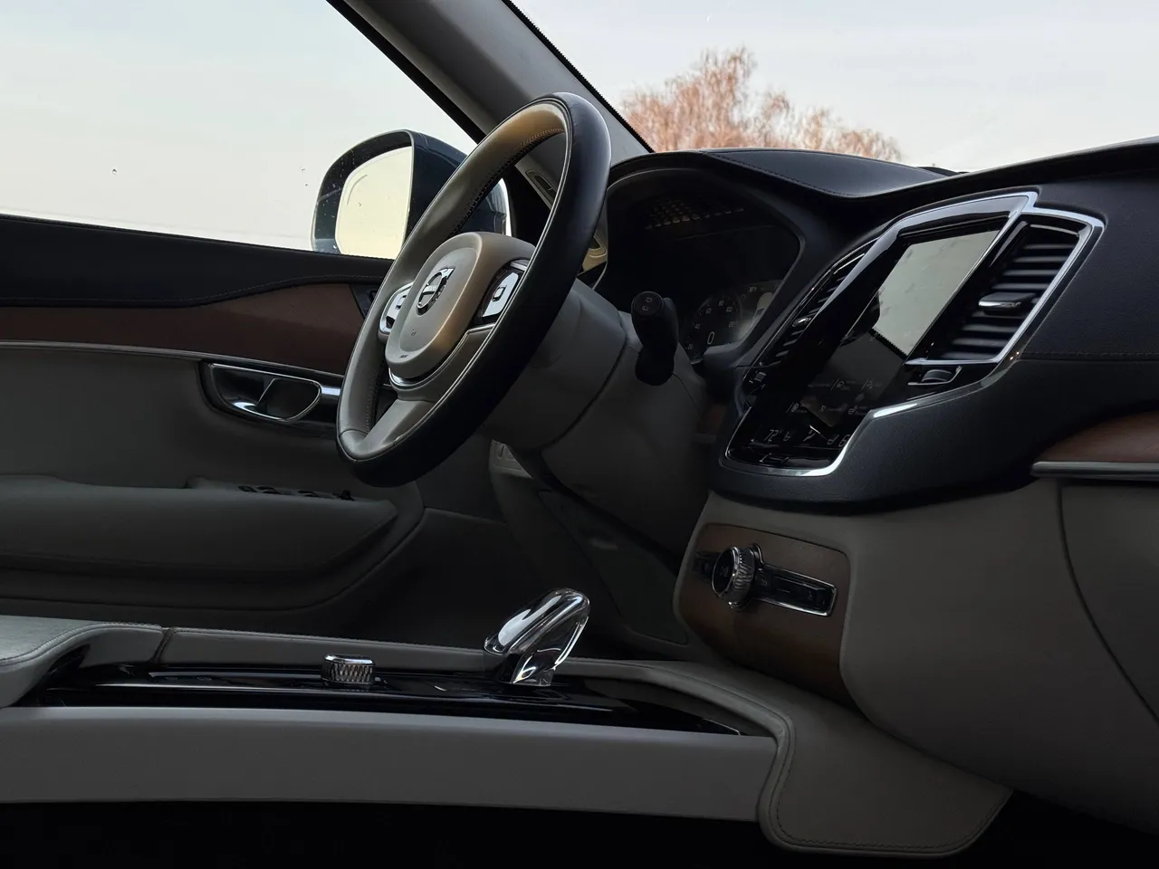 Volvo XC90 - фото 82