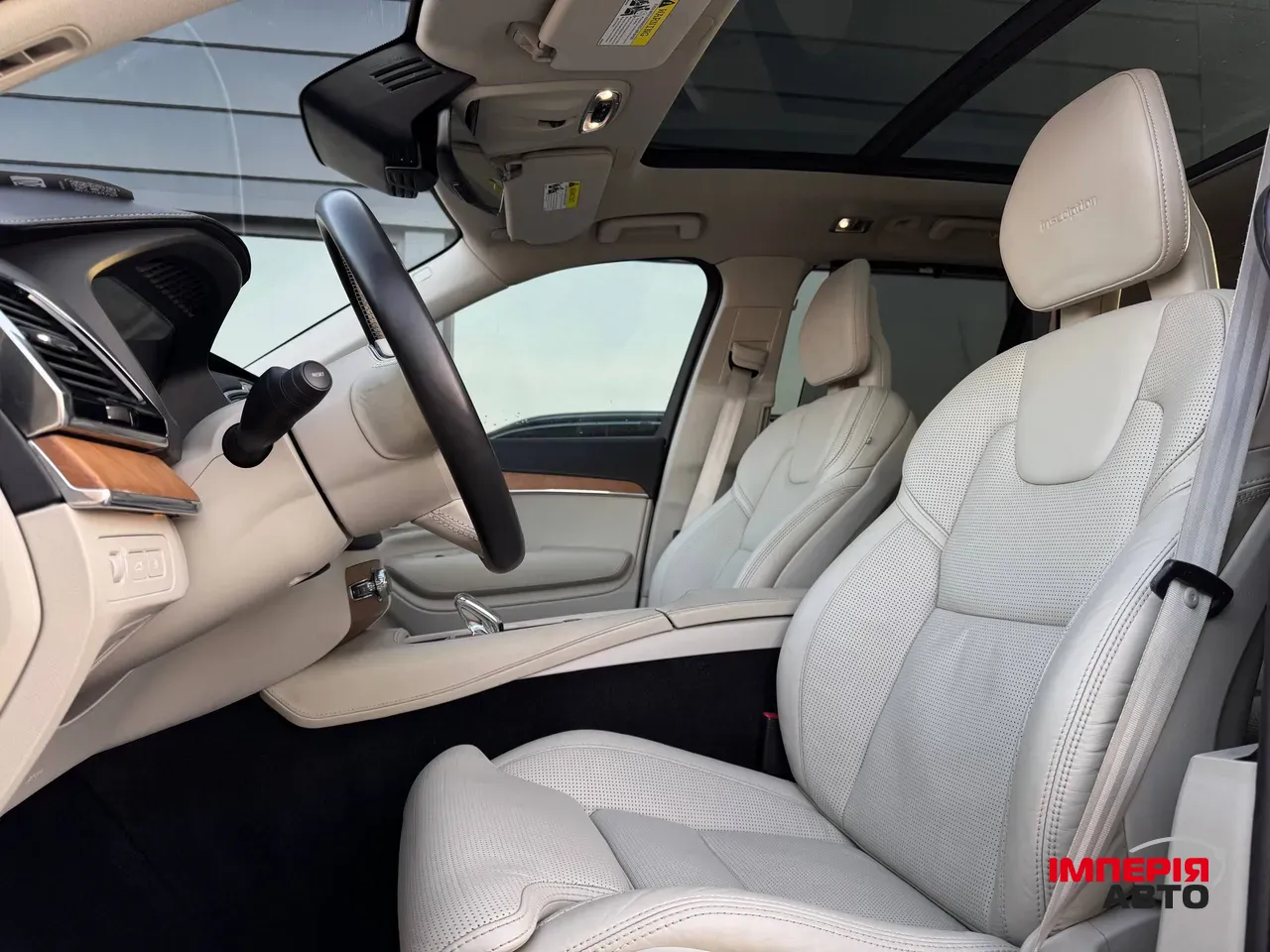 Volvo XC90 - фото 37