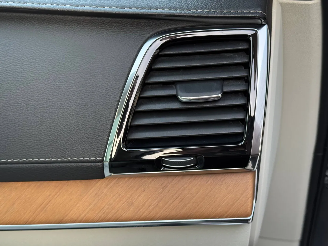 Volvo XC90 - фото 83