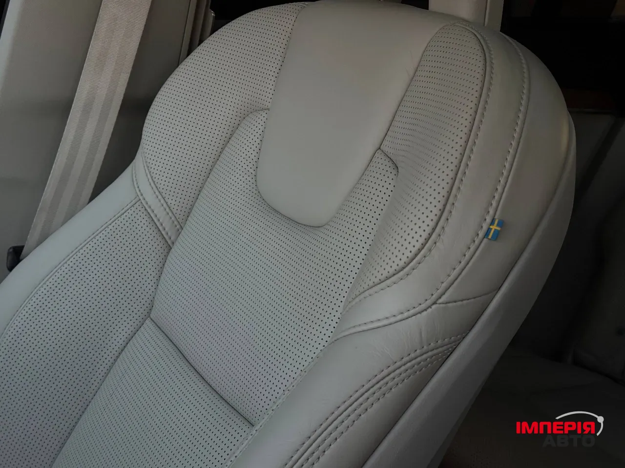 Volvo XC90 - фото 46