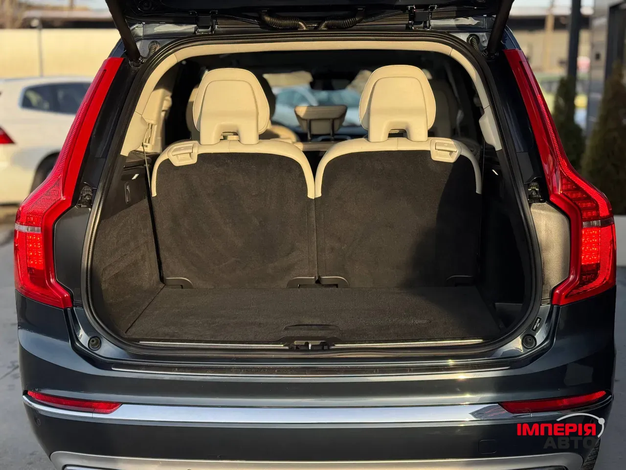 Volvo XC90 - фото 28