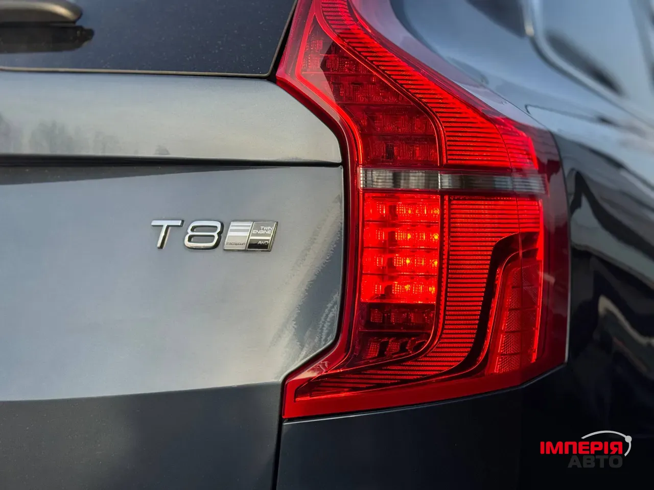 Volvo XC90 - фото 25